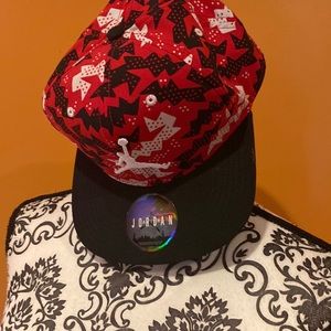 Jordan jump man cap euc kids red white black